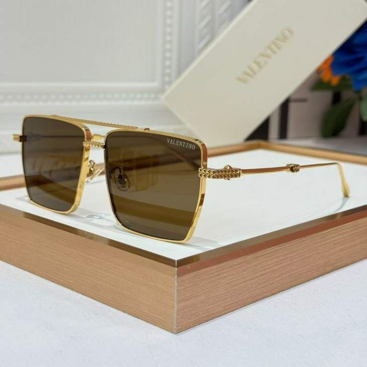 Picture of Valentino Sunglasses _SKUfw71187060fw